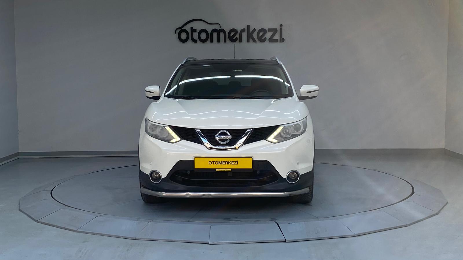NISSAN QASHQAI 4